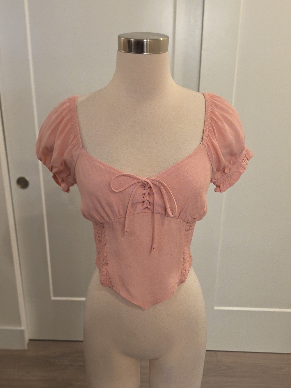 Love on a Hanger mauve Pink corset design Smocked Crop Top size S NWOT